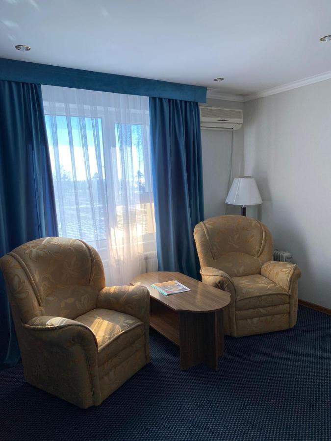 Victoria Hotel Актау Экстерьер фото