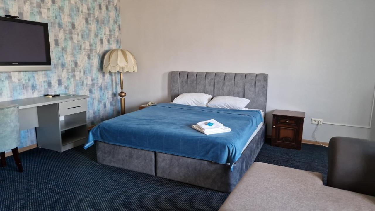 Victoria Hotel Актау Экстерьер фото